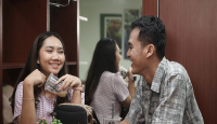 3 Alasan Pertengkaran Bisa Bikin Hubungan Makin Romantis - GenPI.co