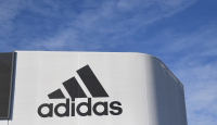 Adidas Akan Mendonasikan USD 150 Juta kepada Kelompok Anti-kebencian - GenPI.co