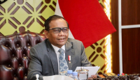 Mahfud MD Batalkan Rakor Isu Penundaan Pemilu 2024 di Balikpapan - GenPI.co
