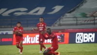 Gahar! Pelatih Persija Optimistis Bikin Persib Bertekuk Lutut - GenPI.co