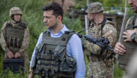 Ukraina Terapkan Pertahanan yang Fleksibel Sambil Menunggu Amunisi Baru dari Barat - GenPI.co