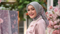 4 Inspirasi Gaya Hijab Simple Untuk Lebaran, Sontek Ukhti! - GenPI.co