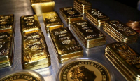 Harga Emas Dunia Kembali Anjlok, Penyebabnya Tak Main-Main - GenPI.co