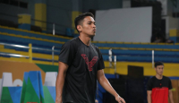 Jelang Lawan Kento Momota, Kekalahan Chico Dikorek Badminton Asia - GenPI.co