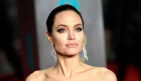 Mendadak Kunjungi Ukraina, Angelina Jolie Diserang Rudal Rusia - GenPI.co