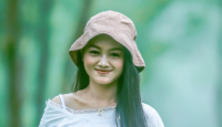 Bidadari Cantik Jawa Timur, Suaranya Bikin Jatuh Cinta - GenPI.co