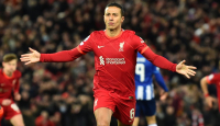 Dominik Szoboszlai Datang, Thiago Alcantara Jadi Tumbal Liverpool - GenPI.co