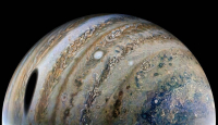 Fakta Menarik Soal Jupiter, Bisa Makan Planet Lain? - GenPI.co