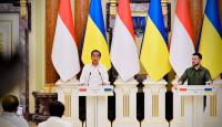 Di Tengah Perang Rusia dan Ukraina, Aksi Jokowi Bertemu Zelenskyy - GenPI.co