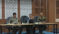 Honorer Dihapus, PTT Satpol PP DKI Jakarta Curhat ke DPRD - GenPI.co
