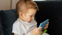 Hari Anak Nasional, Catat Tahap Kenalkan Internet pada Si Kecil - GenPI.co
