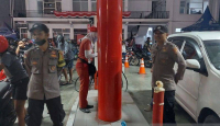 Harga BBM Naik, Polisi Kepung Beberapa SPBU di Ambon - GenPI.co