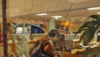 Wanita Lebanon Merampok Bank Pakai Pistol Mainan, Alasannya Bikin Menangis - GenPI.co