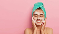 Kenali Perbedaan Fungsi Facial Wash dan Cleanser agar Tidak Muncul Masalah Kulit - GenPI.co