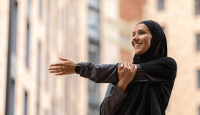 3 Tips Memilih Baju Renang Muslimah yang Nyaman, Bergerak Lebih Lincah - GenPI.co
