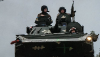 Mantan Presiden Ukraina: Penundaan Bantuan Militer AS Adalah Buang-buang Waktu - GenPI.co