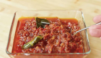 Resep Sambal Tomat, Pencinta Makanan Pedas Wajib Coba! - GenPI.co