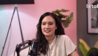 Nadine Chandrawinata Lakukan Ini Jika Dimas Anggara Beradegan Romantis - GenPI.co