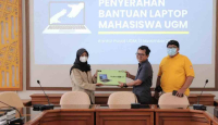 91 Mahasiswa UGM Dipinjami Laptop, Kuliah Makin Tenang - GenPI.co