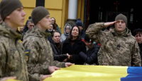 Undang-Undang Mobilisasi yang Memecah Belah di Ukraina Mulai Berlaku - GenPI.co