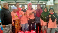 Manuver Berkelas Mak Ganjar untuk Bantu Korban Kebakaran di Mampang - GenPI.co
