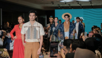Naik Kelas! Pesona Kain Gorontalo Hiasi Panggung Indonesia Fashion Week 2023 - GenPI.co