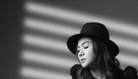 Vicky Shu Comeback Sebagai Penyanyi dan Songwriter Lewat Lagu Sayangnya Masih Sayang - GenPI.co