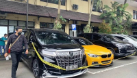 Crazy Rich Surabaya Wahyu Kenzo Ditangkap, 3 Mobil Mewah Disita - GenPI.co