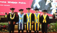 Bayu Guru Besar Termuda Universitas Jember, Usia 38 Tahun - GenPI.co