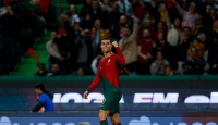 Cetak 2 Gol Saat Bantai Liechtenstein, Ronaldo Cetak Rekor di Luar Nalar - GenPI.co