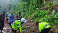 15 Rumah Rusak Akibat Banjir dan Longsor di Kepulauan Yapen Papua - GenPI.co