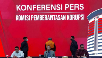 Halangi Penyidikan, Pengacara Lukas Enembe Ditahan KPK di Mako Puspom AL - GenPI.co