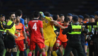 Buntut Rusuh dengan Thailand, 3 Pemain Timnas Indonesia Dihukum AFC - GenPI.co