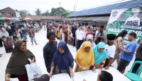 500 Paket Sembako di Pasar Murah Gardu Ganjar Banten Diserbu Warga - GenPI.co