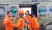 SAR Terkendala Medan Terjal Evakuasi Korban Kecelakaan Pesawat di Papua - GenPI.co