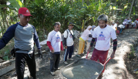 Aksi Berkelas Nelayan Balad Ganjar untuk Warga Cipatujah Tasikmalaya - GenPI.co