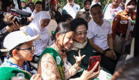 Hasto Ungkap Pembicaraan saat Megawati Bertemu Khofifah Indar Parawansa - GenPI.co