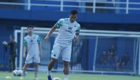 Eriyanto Dipinjamkan Persib Bandung ke Tim Liga 2 - GenPI.co