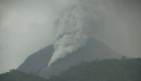Kabar Baik! Tutup Gegara Erupsi Gunung Lewotobi Laki-Laki, Bandara Gewayantana di Flores Timur Kembali Beroperasi - GenPI.co