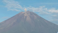 Waspada! Gunung Semeru Meletus, Lontarkan Abu Vulkanik Setinggi 600 Meter - GenPI.co
