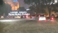 Hujan Lebat, Kota Semarang Dilanda Banjir dan Tanah Longsor - GenPI.co