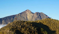 Jalur Pendakian Gunung Rinjani Kembali Dibuka Mulai Hari Ini - GenPI.co