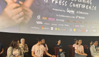 Review Film Indonesia: Dua Hati Biru Perjuangan Keluarga tak Sempurna - GenPI.co