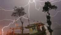 BMKG: Waspada Hujan Sedang hingga Lebat Disertai Petir dan Angin Kencang di Jateng - GenPI.co
