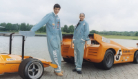 Rayakan Warisan dan Inovasi, Levi's Kolaborasi dengan McLaren - GenPI.co