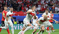 Euro 2024: Dihukum UEFA, Merih Demiral Kena Sanksi 2 Laga Dilarang Bela Turki - GenPI.co