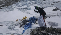 Kamp di Gunung Everest Dipenuhi Sampah, Pembersihan Bisa Butuh Waktu Bertahun-tahun - GenPI.co