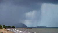 BMKG: Waspada Gelombang Tinggi hingga 2,5 Meter di Sejumlah Perairan Indonesia - GenPI.co
