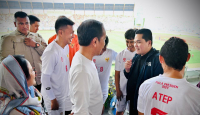 Jokowi Dukung Perkembangan Sepak Bola Indonesia, Kata Erick Thohir - GenPI.co