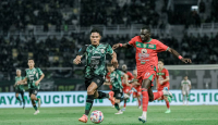 Atasi PSS Sleman, Munster Apresiasi Persebaya Surabaya yang Bermain Spartan - GenPI.co